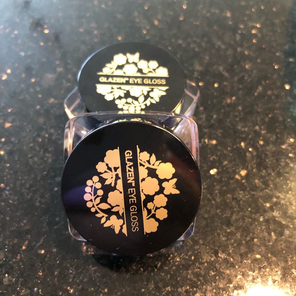 Butter London Glazen Eye Gloss (2)